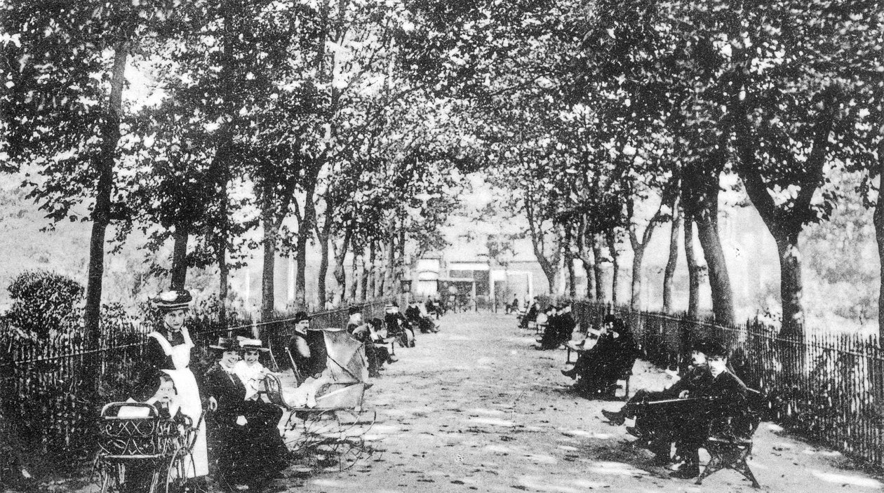 Islington Green, kolem roku 1900 od English Photographer