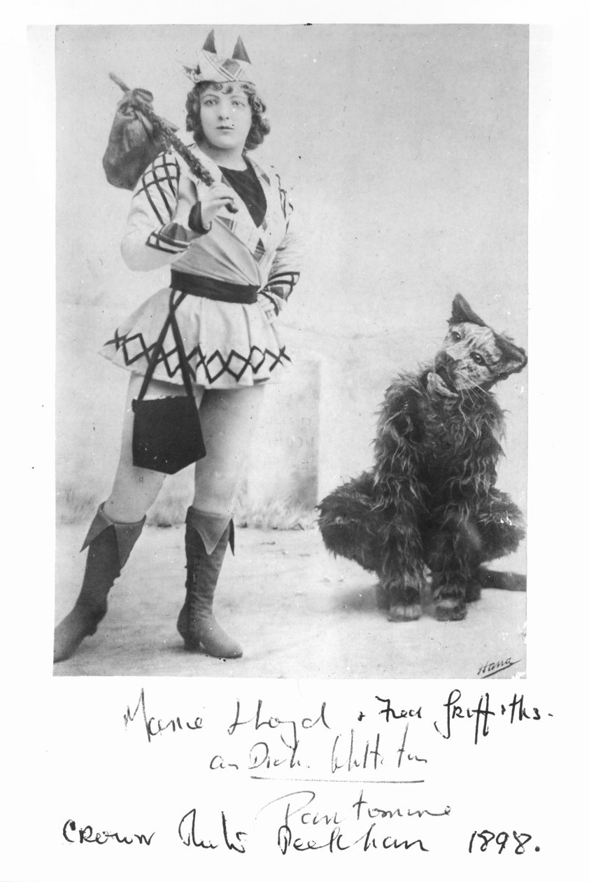 Marie Lloyd (1870-1922) jako Dick Whittington v roce 1898 od English Photographer