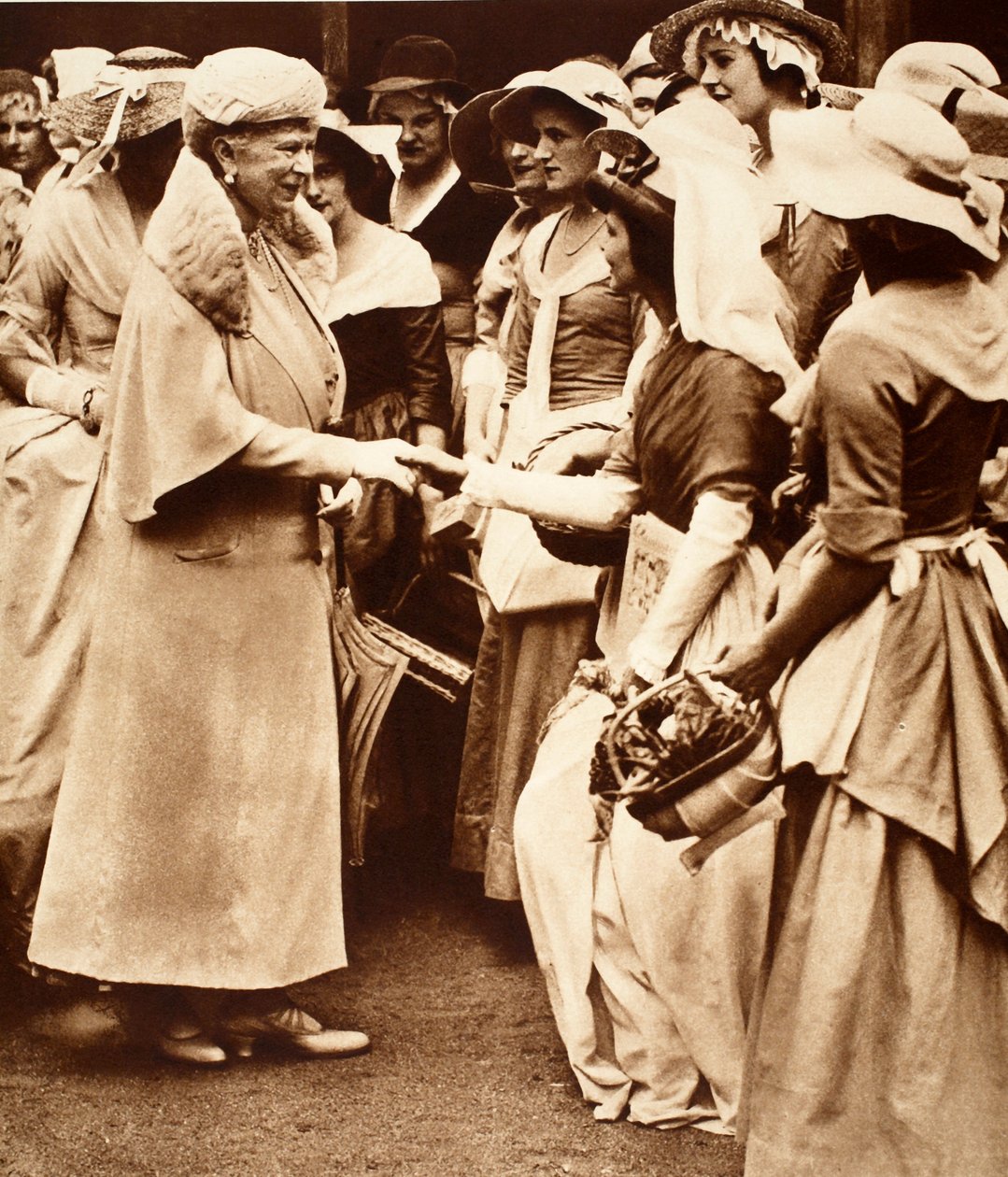Queen Mary na Old Westminster Market and Fair v Deans Yard, Westminster od English Photographer