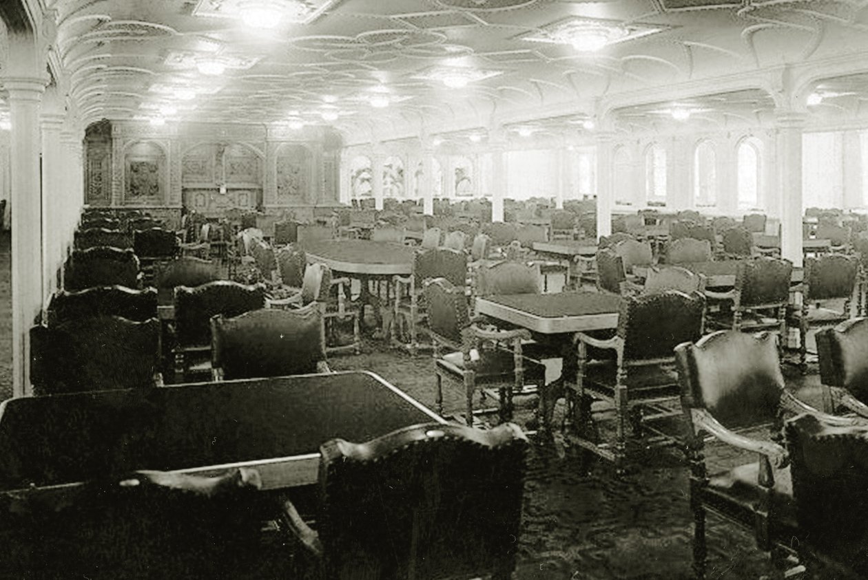 RMS Titanic: Jídelní salon první třídy na palubě D, 1912 od English Photographer