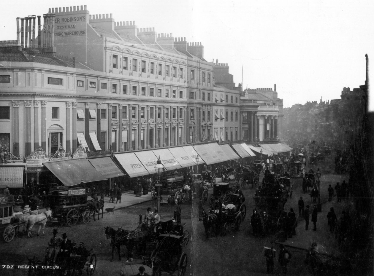 Regent Circus, Londýn, kolem roku 1890 od English Photographer