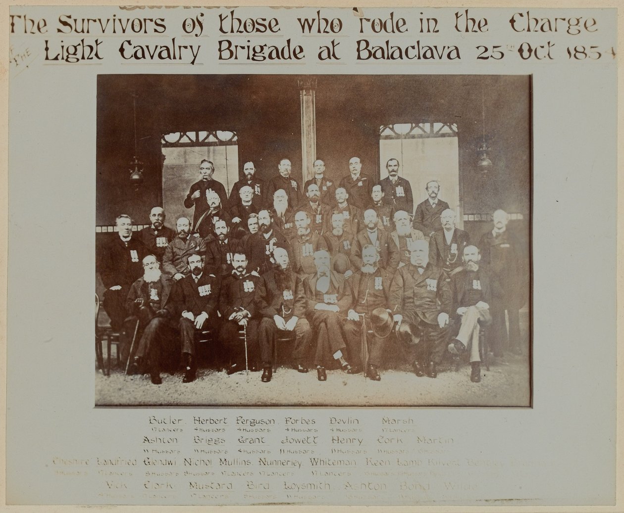 Survivors of Charge of the Light Brigade, Battle of Balaclava, 1854 od English Photographer