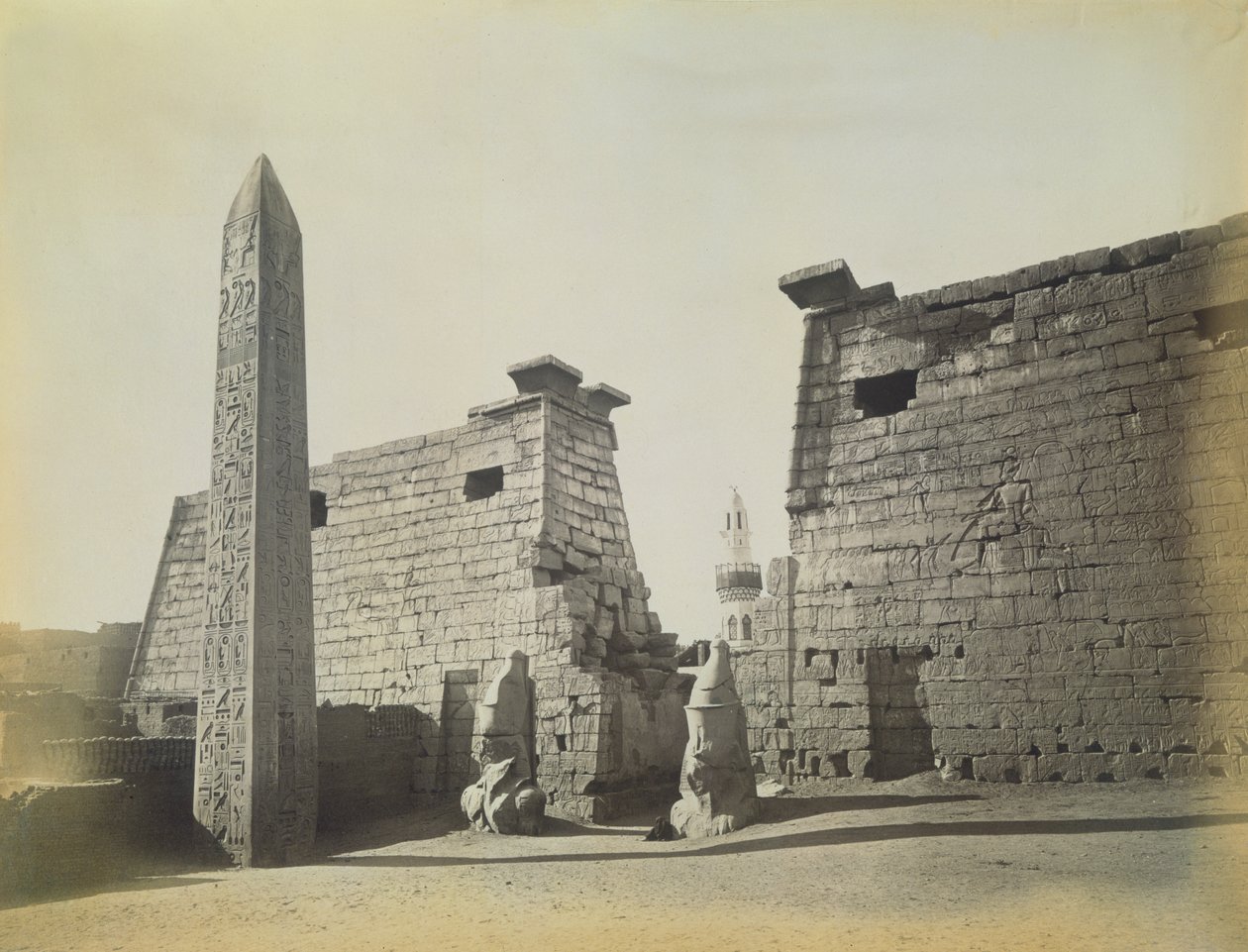 Chrám v Luxoru, 1878 od English Photographer