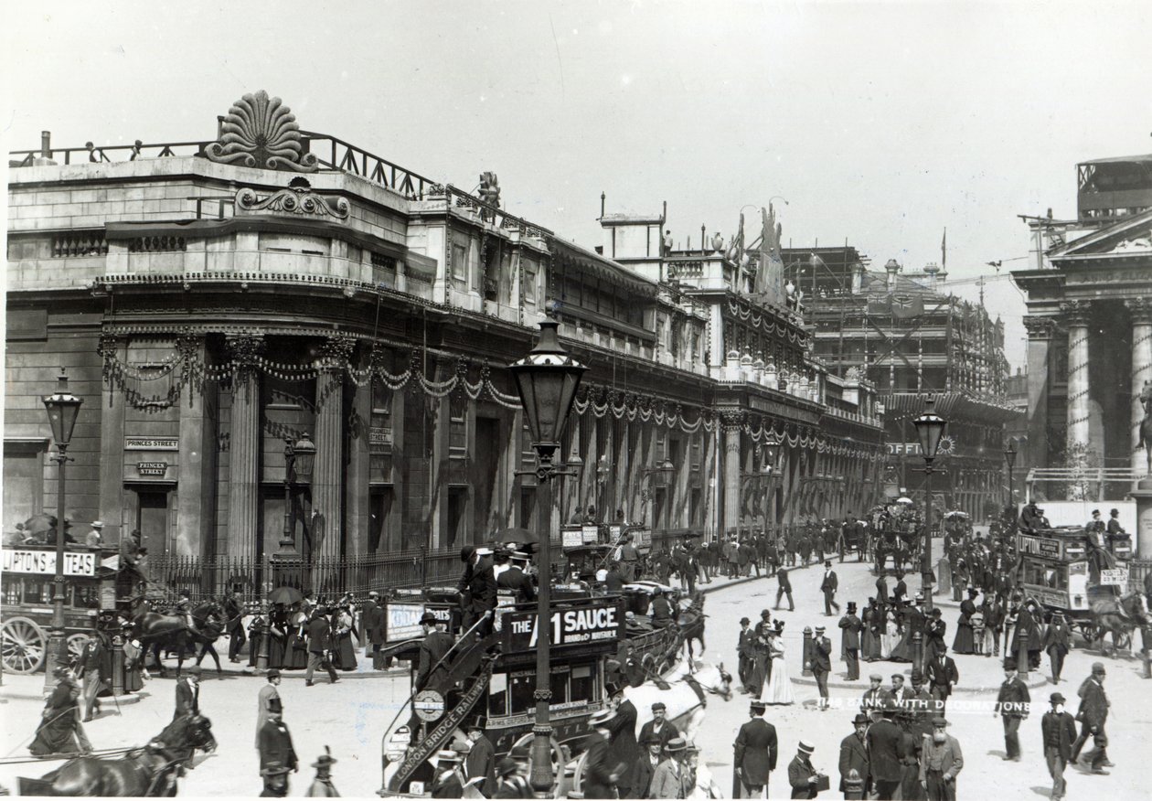 Bank of England dekorována k diamantovému jubileu královny Viktorie, 1897 od English Photographer