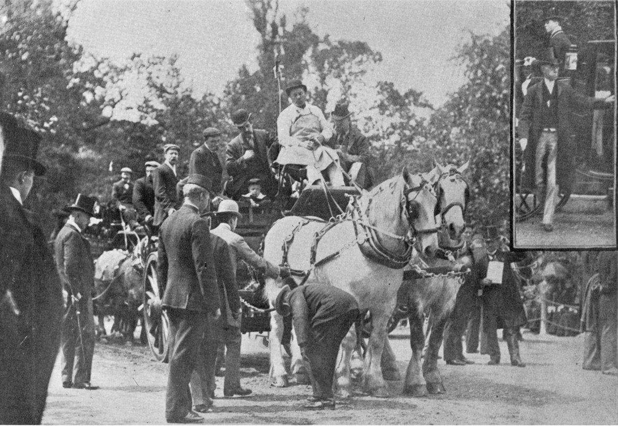 Přehlídka koní, ilustrace z časopisu The King, 1. června 1901 od English Photographer