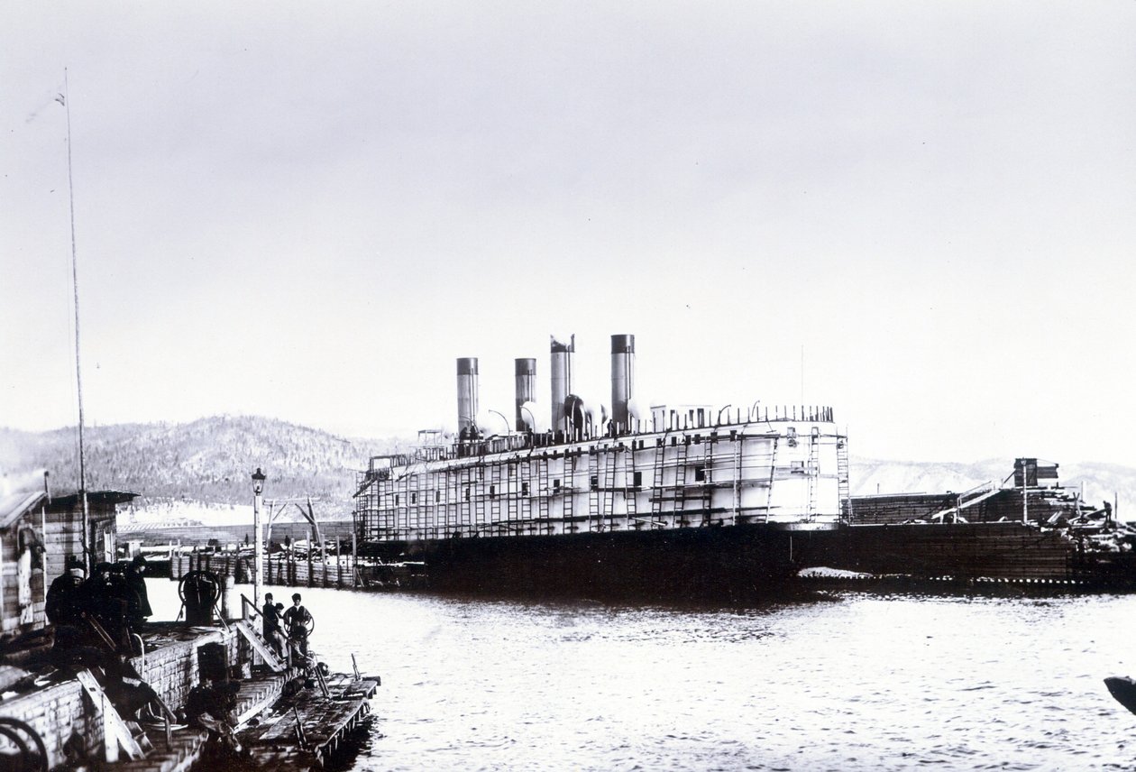 Ledoborný vlakový trajektový parník SS Baikal, jezero Bajkal od English Photographer