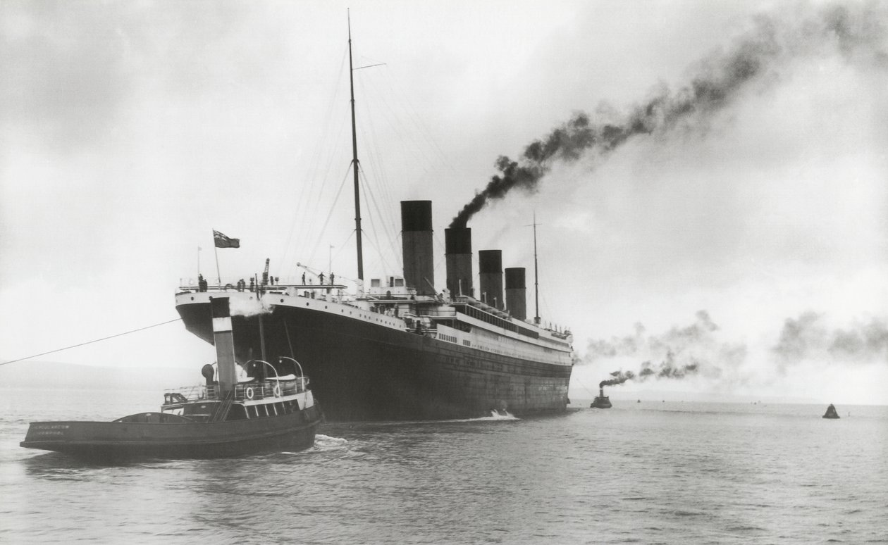 Titanic připraven na svou první plavbu, 2. dubna 1912 od English Photographer