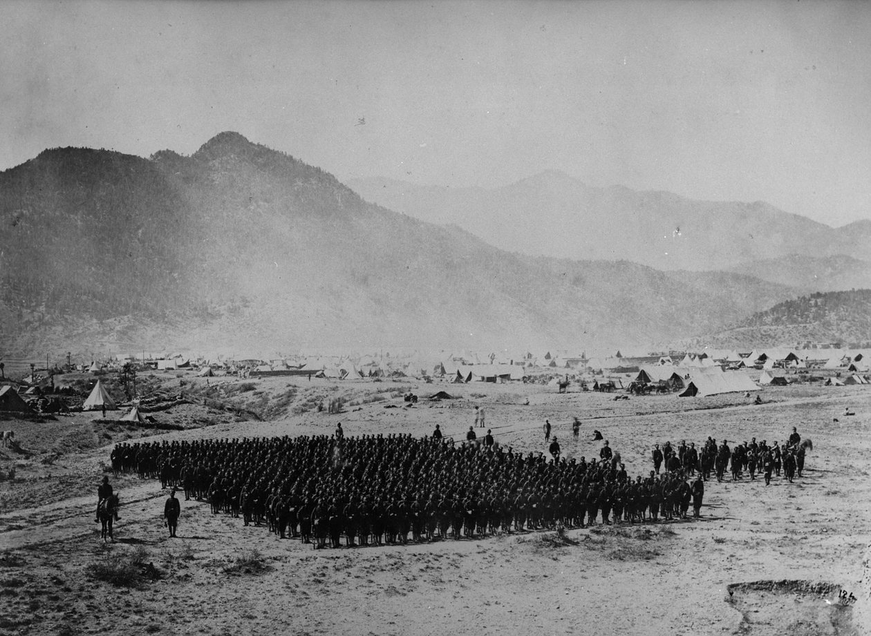 Vojska ve formaci během druhé anglo-afghánské války, 1878-80 od English Photographer