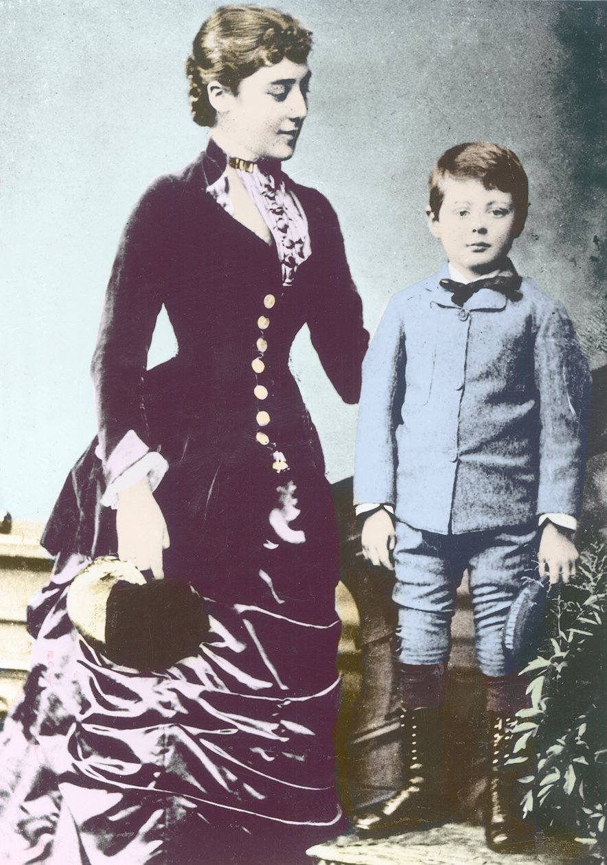 Winston Churchill se svou matkou, lady Randolph Churchill od English Photographer