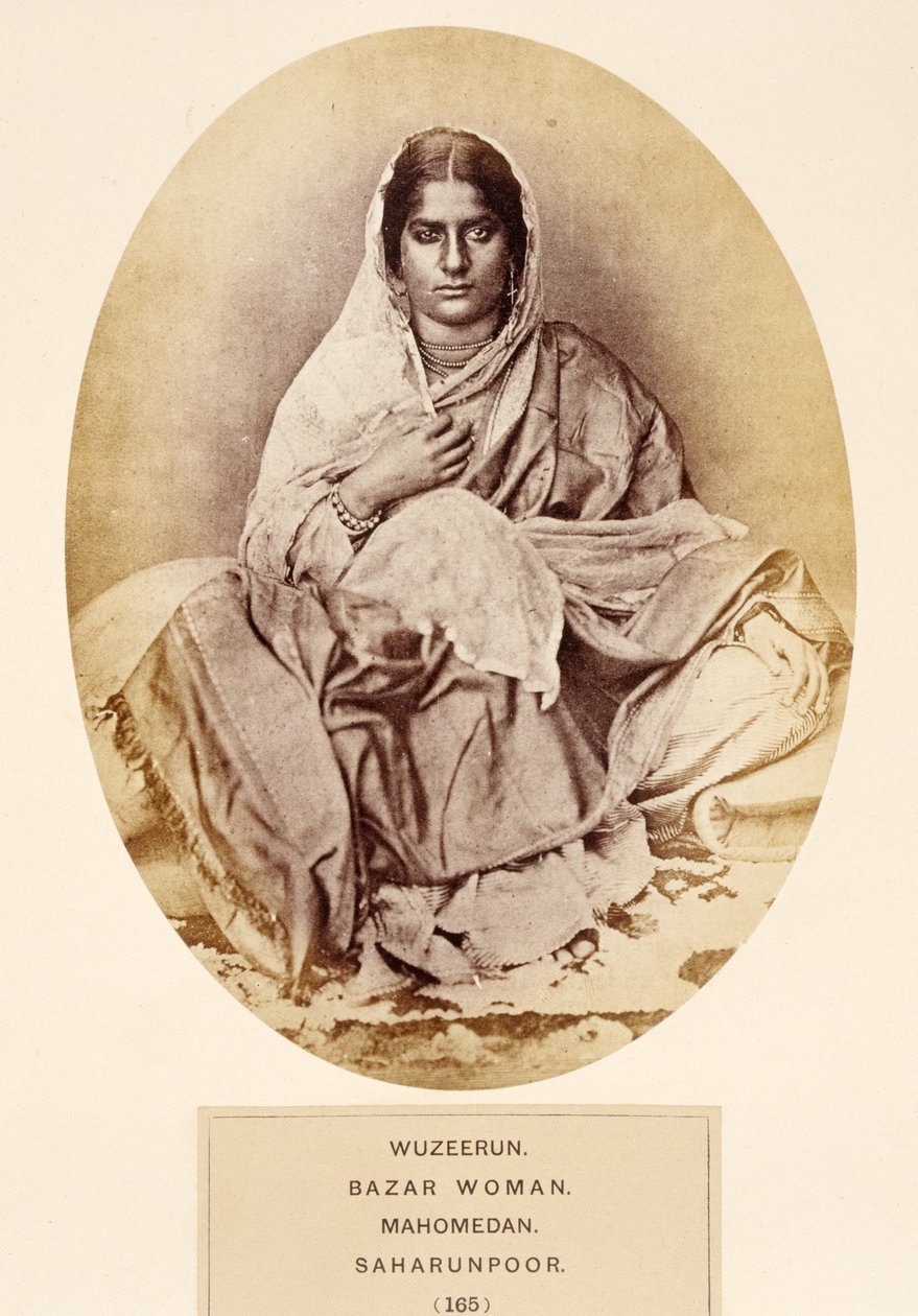 Wuzeerun, Bazar Woman, Mahomedan, Saharunpoor, od The People of India, J. Forbes Watson, publikoval 1868 (tisk alba) od English Photographer
