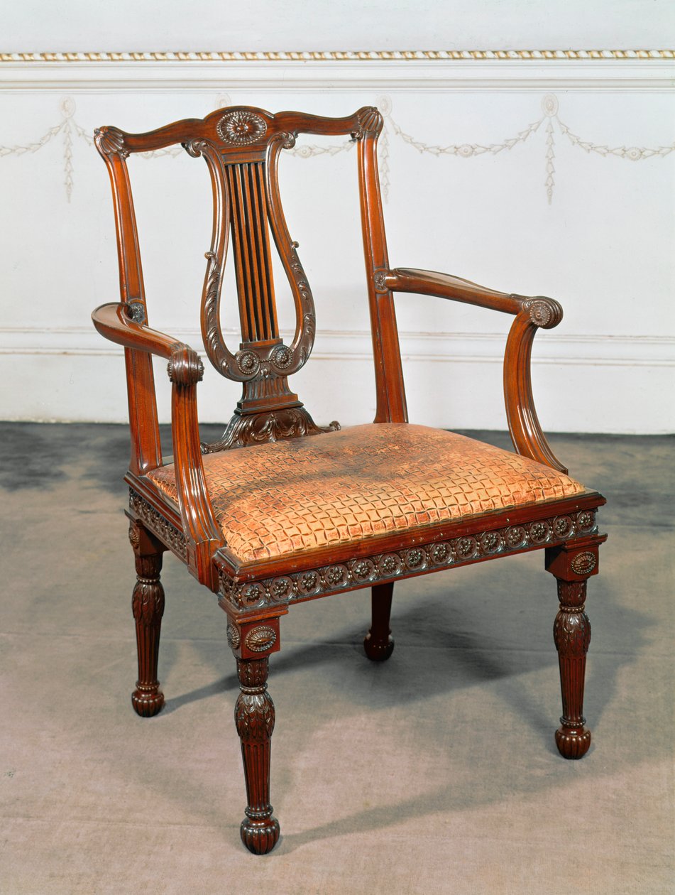 Vyřezávaná židle s lyrovým opěradlem, dodává Chippendale, 1768 (mahagon) od English School