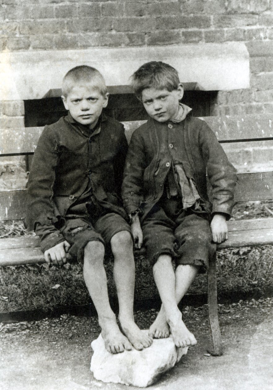 Londýnské slumy, The Boys od English School