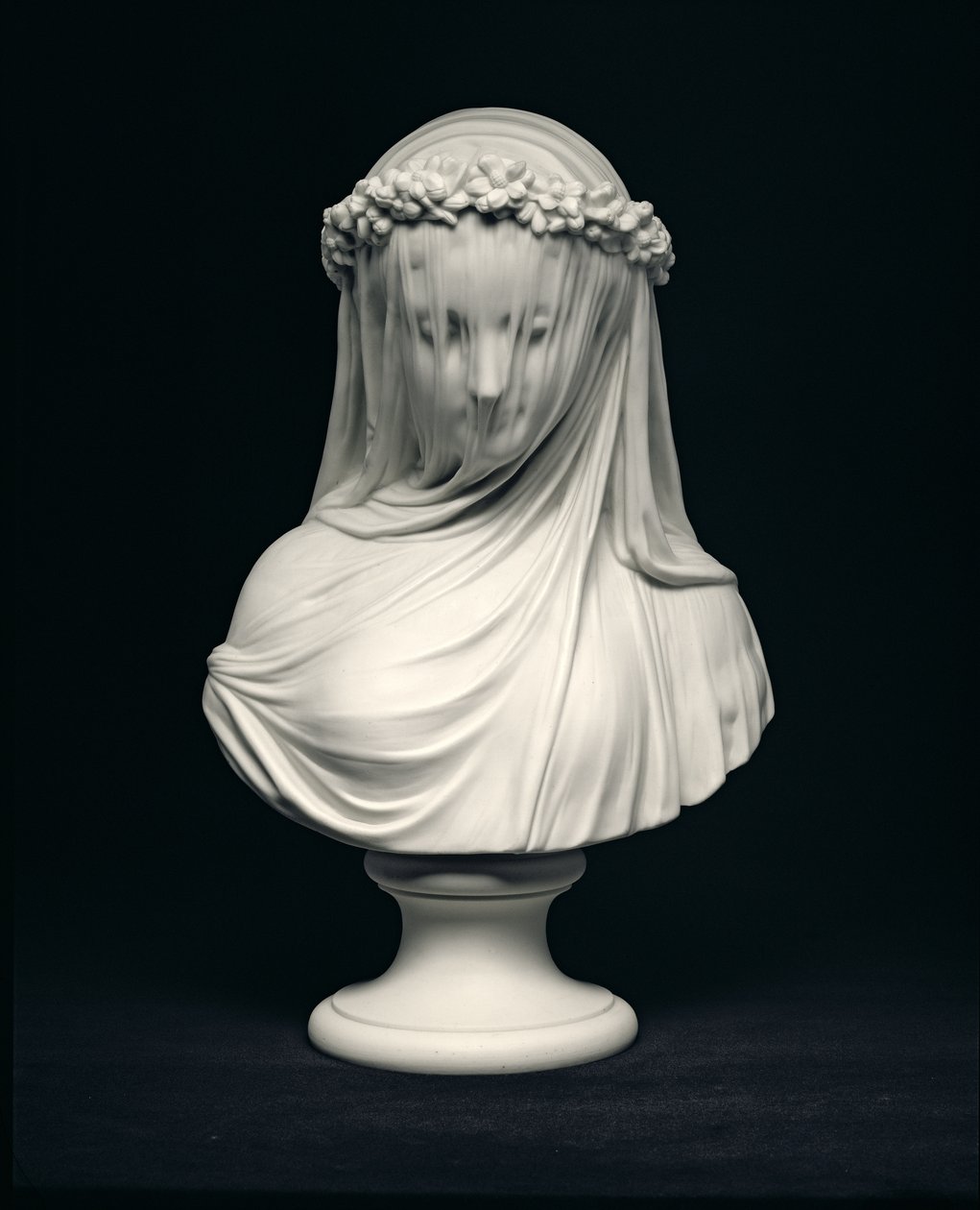 Nevěsta podle hlavy od Raffaelle Monti, Copeland, Anglie, 1873 (parianský porcelán) od English School