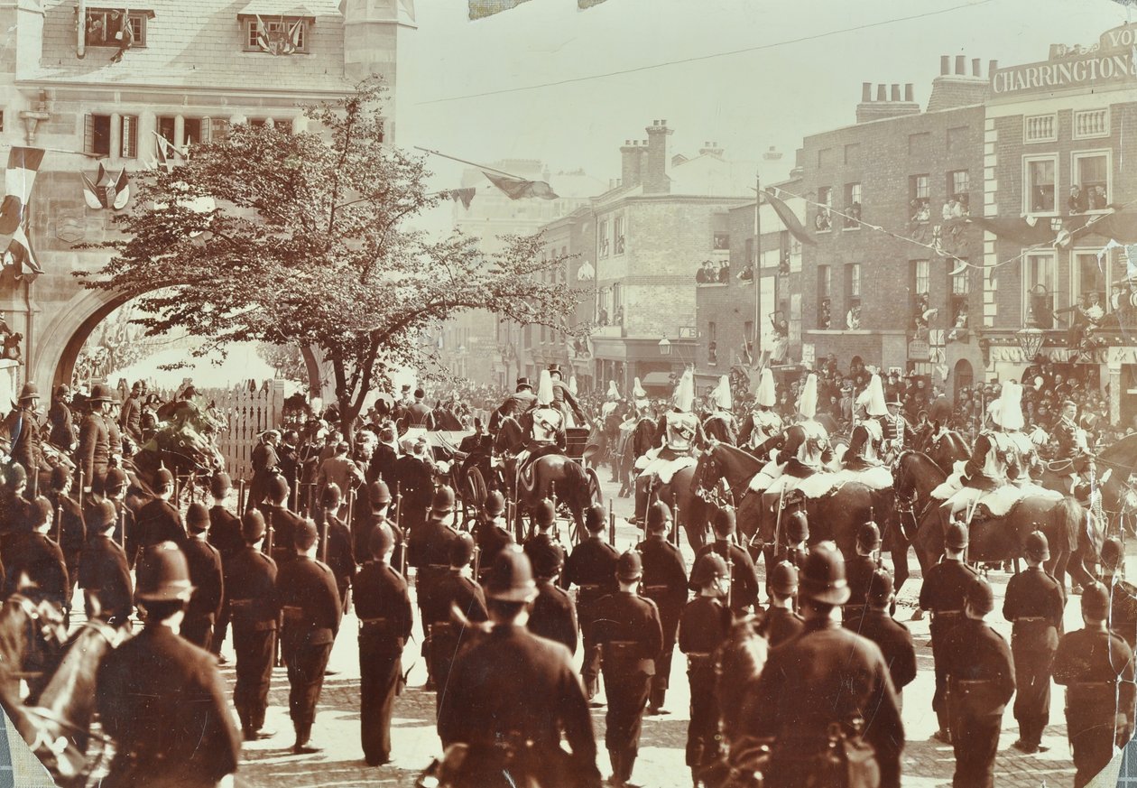 Blackwall Tunnel: paráda jako princ z Walesu, pozdější král Edward VII a princezna Alexandria se účastní slavnostního otevření tunelu, 1897 od English Photographer