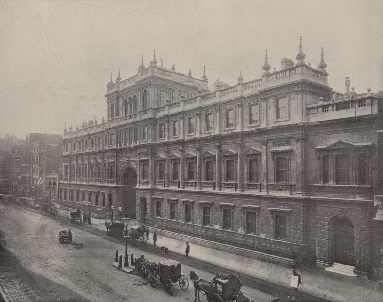 Burlington House (čb fotografie) od English Photographer