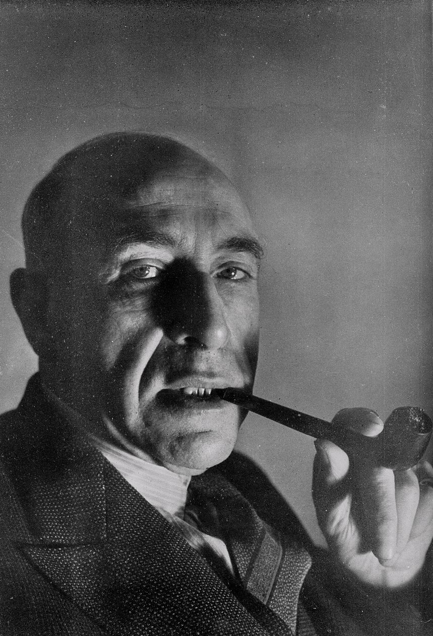 Harry Price od English Photographer