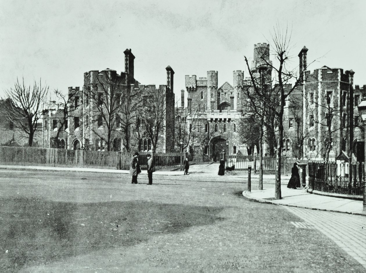 Holloway Prison: Willis Collection, 1895 od English Photographer