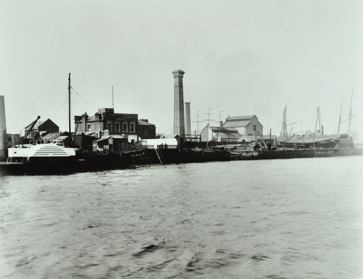 Čerpací stanice Isle of Dogs: exteriér, 1895 od English Photographer