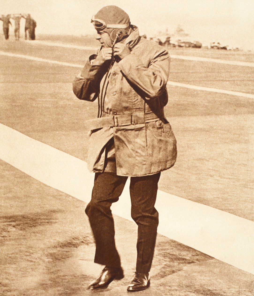 Král Edward VIII. přistání ve Weymouthu po letu z H.M.S. Odvážný od English Photographer