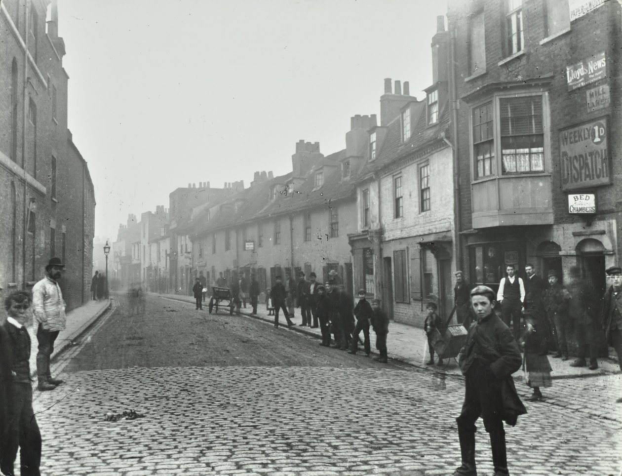 Mill Lane: z Deptford Broadway, Londýn, 1895 od English Photographer