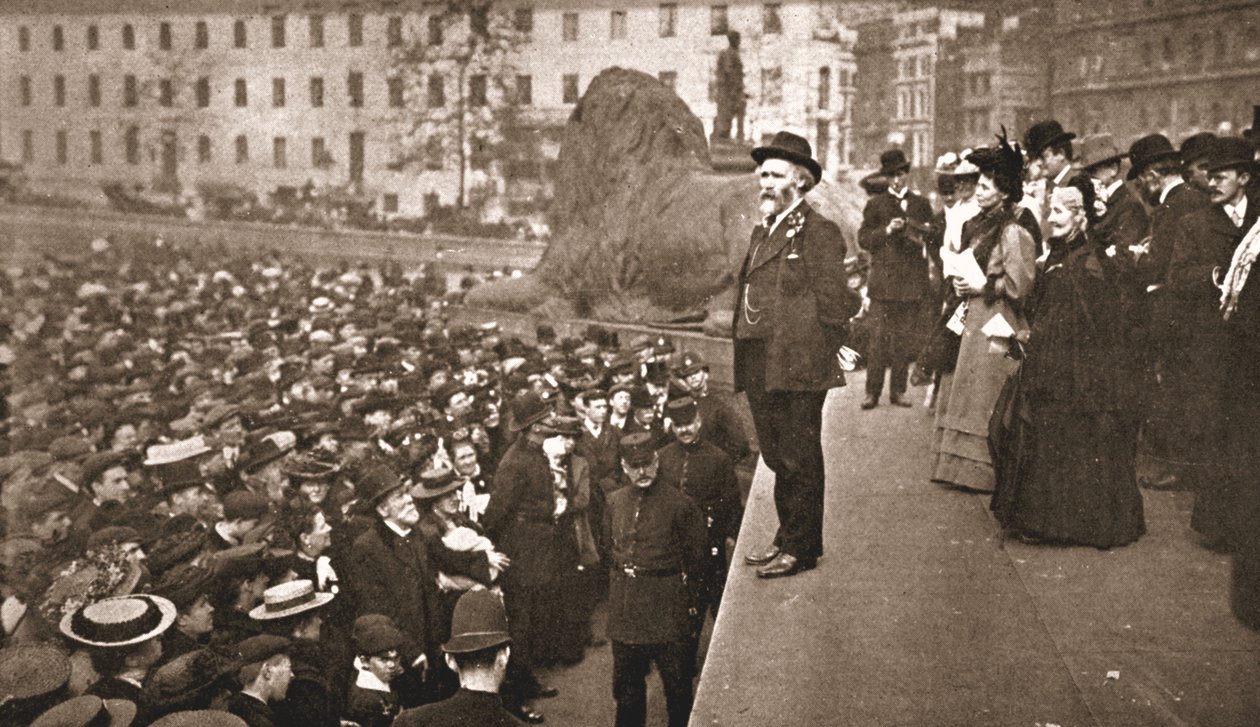 Pan Keir Hardie v projevu k první demonstraci za volební právo žen, která se kdy konala na Trafalgar Square od English Photographer