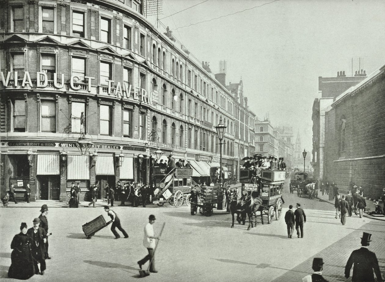 Newgate Street, při pohledu na východ od Old Bailey, City of London, 1890 od English Photographer
