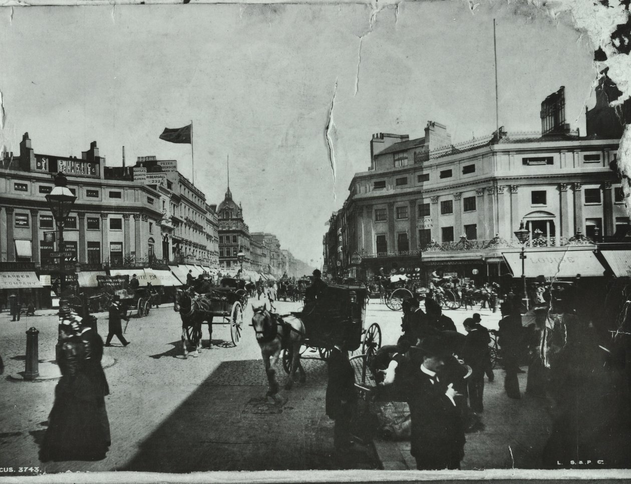 Oxford Circus, Westminster LB: Pohled na východ, 1895 od English Photographer