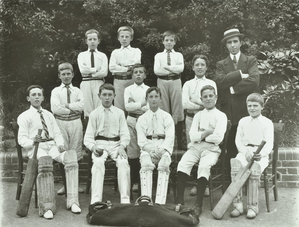 Rosendale Road School: kriketový tým, 1897 od English Photographer