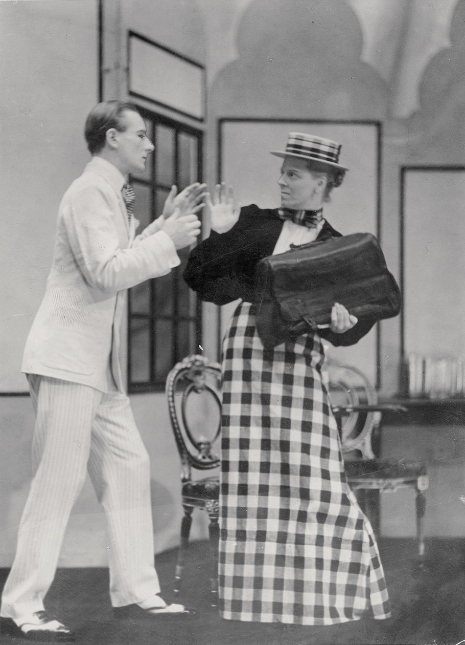 Scéna z důležitosti být Earnest, Oscar Wilde (1854-1900) v Lyric Hammersmith, dne 7. července 1930 od English Photographer