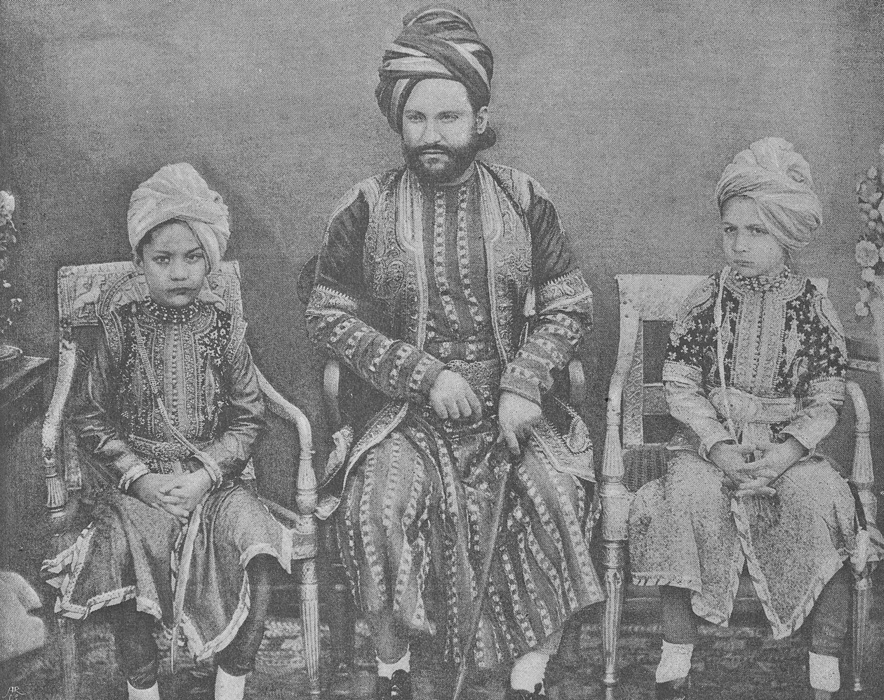 Zeť a vnuci sultána Shah Jahana, Begum z Bhópálu (rytina) od English Photographer