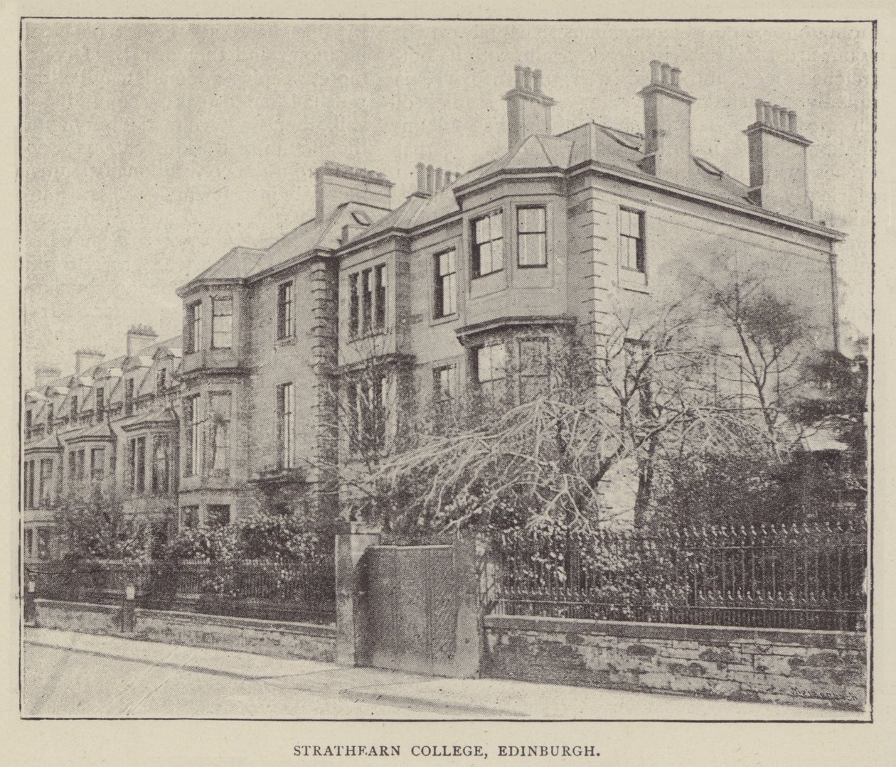Strathearn College, Edinburgh (rytina) od English Photographer