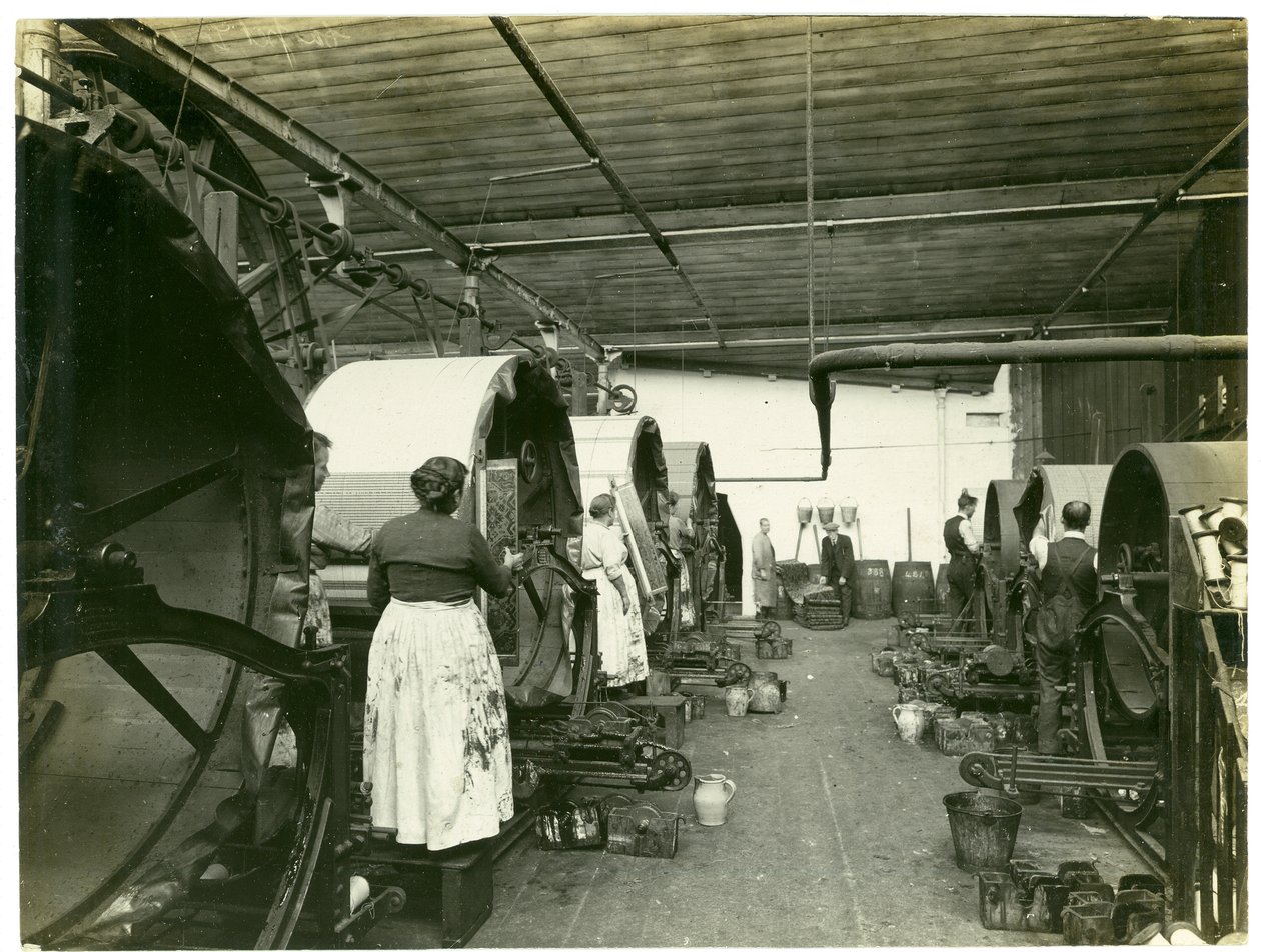 Tisk gobelínů, Hughesova továrna č. 2, 1923 od English Photographer