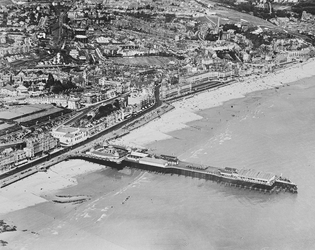Molo, Hastings, kolem roku 1925 od English Photographer