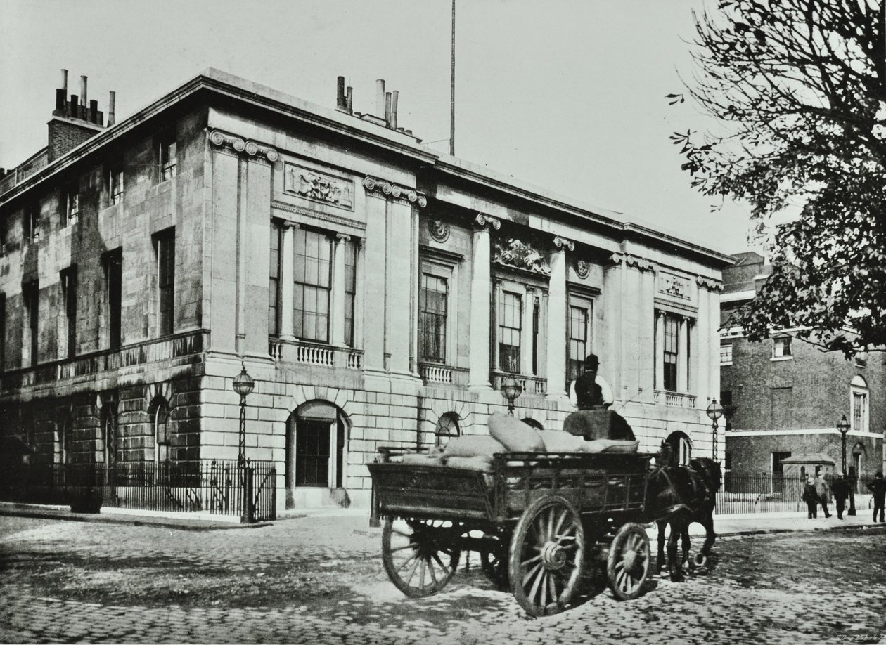 Trinity House, Trinity Square, City of London, 1890 od English Photographer