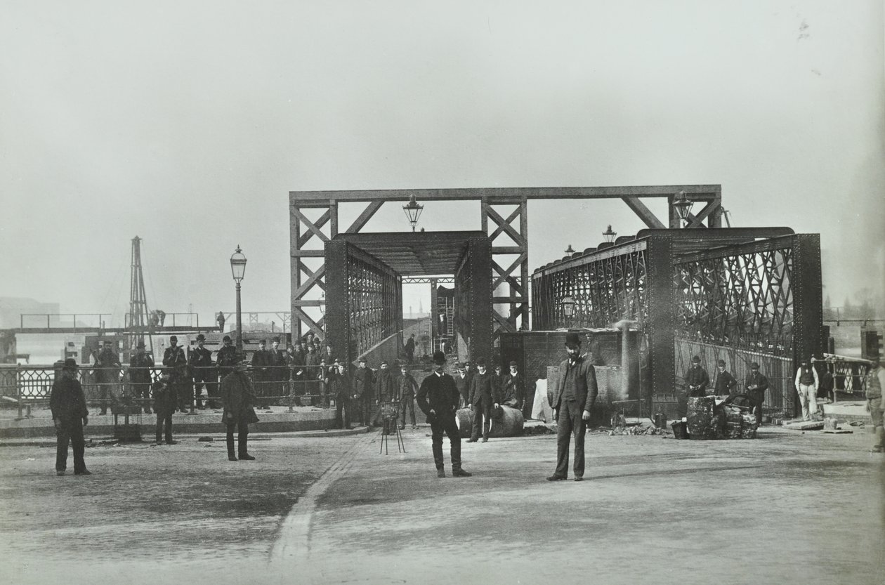 Pohled na Woolwich Ferry, 1889 od English Photographer
