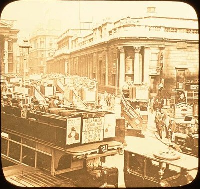 Bank of England a Royal Exchange v Londýně od English Photographer English Photographer