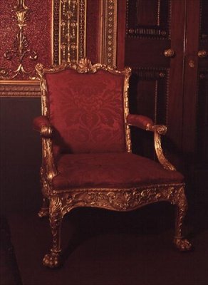Křeslo, návrh Robert Adam, provedení Thomas Chippendale, 1764 (pozlacené dřevo) od English School
