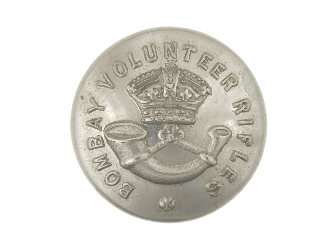 Button, pušky Bombay Volunteer Rifle, před rokem 1901 od English School