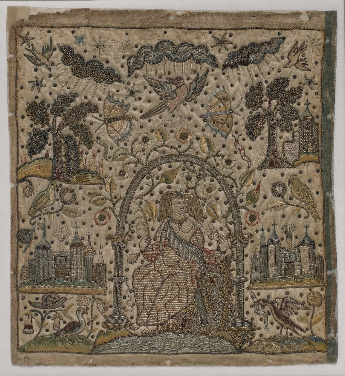 Charita pod obloukem, cca 1640 (hedvábí, kovové nitě a flitry na saténu) od English School