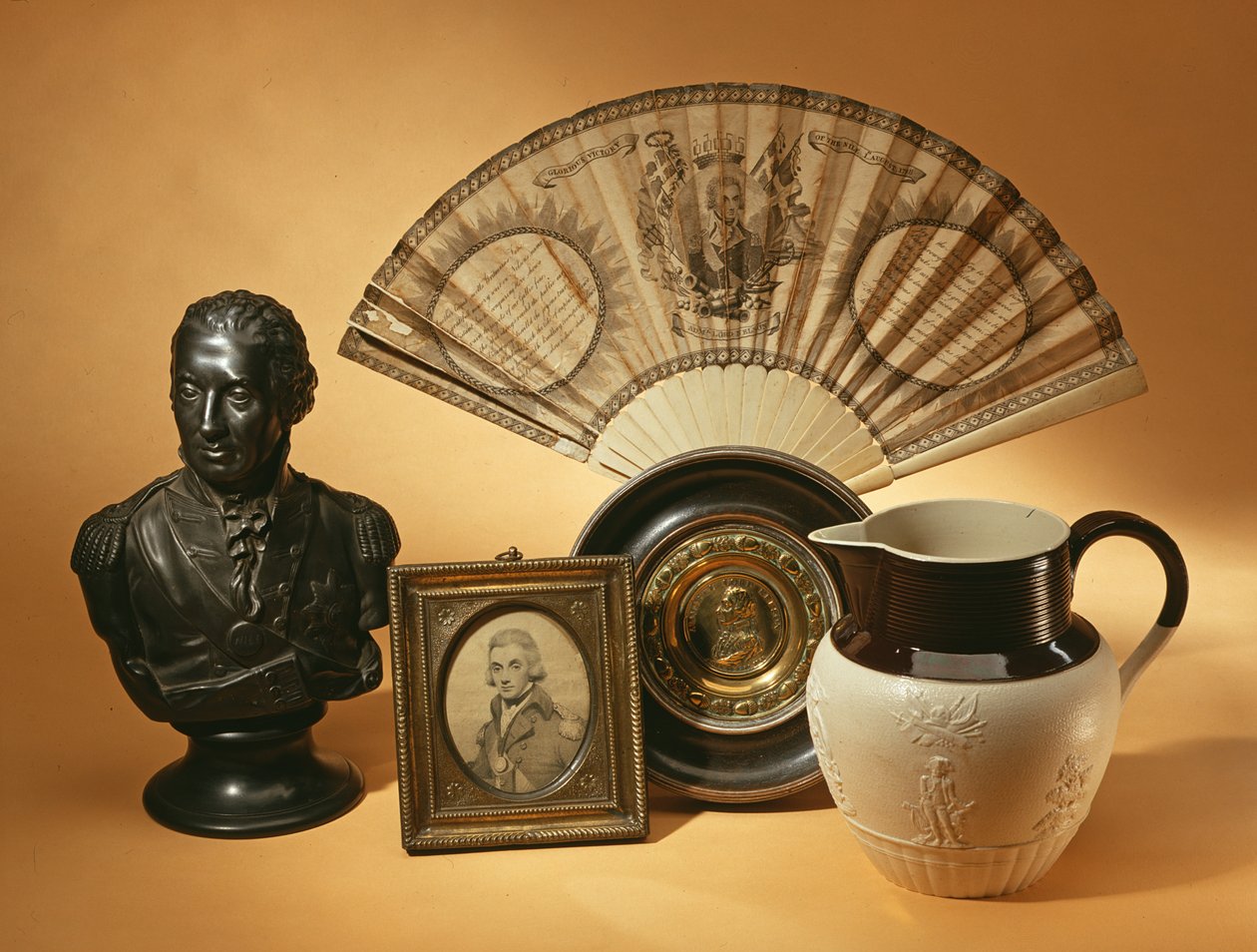 Pamětní předměty týkající se admirála lorda Nelsona, 1798-1830 od English School