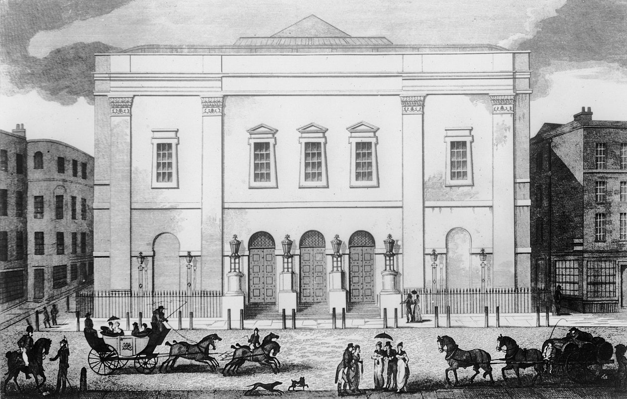 Čelní pohled na Theatre Royal Drury Lane od English School