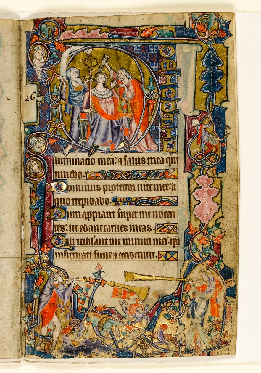 MS 1-2005, fol. 39r: The Anointing of David and Trumpeters, historická iniciála z Macclesfieldova žaltáře, Use of Sarum, East Anglia, kolem roku 1330 od English School