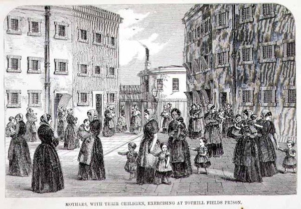 Matky se svými dětmi cvičí ve věznici Tothill Fields z „The Criminal Prisons of London and Scenes of Prison Life“ od Henryho Mayhewa (1812-87) a Johna Binnyho od English School