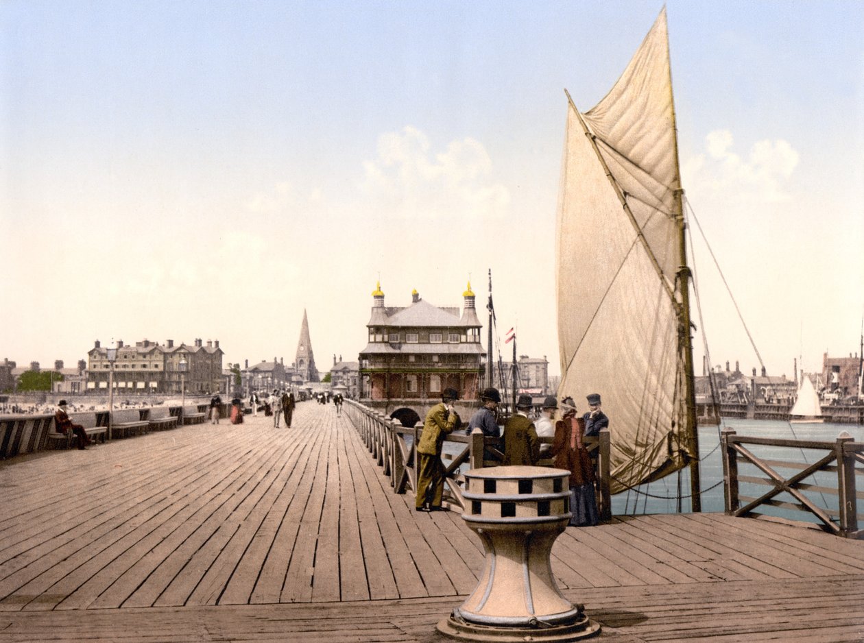 Pier Pavilion, Lowestoft (ručně kolorovaná fotografie) od English School