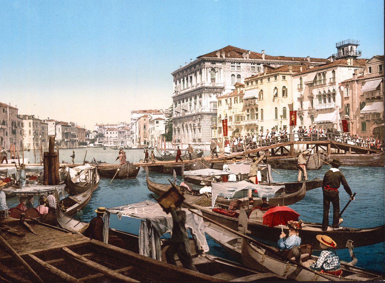 Průvod na Canal Grande, Benátky (ručně kolorovaná fotografie) od English School