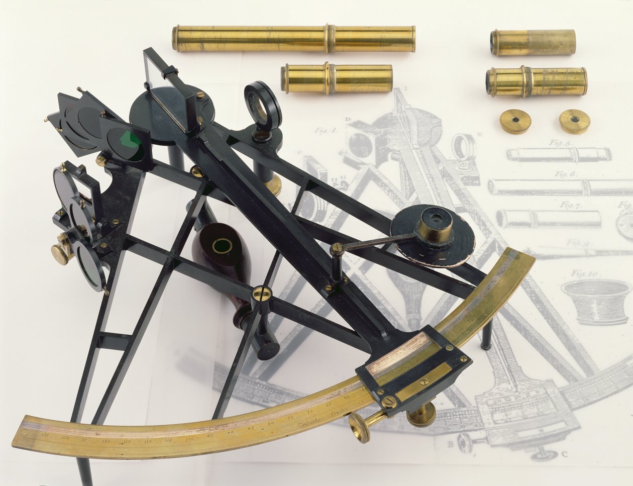 Desetipalcový sextant, pravděpodobně od George Adamse (1750-95), signovaný obchodníkem Williamem Healerem (1763-1815) (mosaz s původní oxidovanou povrchovou úpravou) od English School