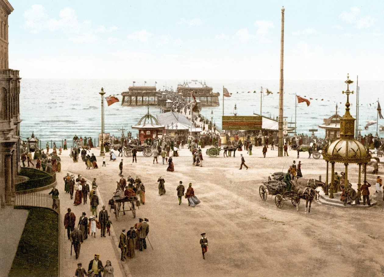 The North Pier, Blackpool (ručně kolorovaná fotografie) od English School