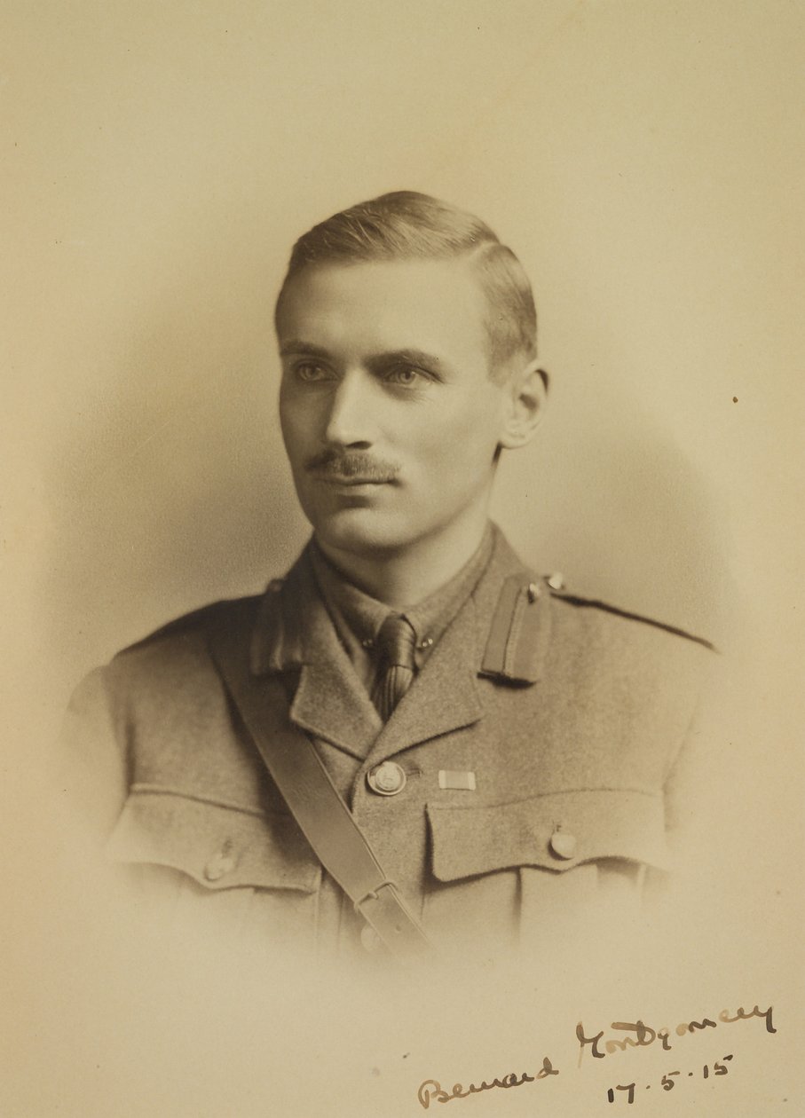 Vikomt Bernard Law Montgomery (1887-1976) jako brigádní major 91. pěší brigády, 17. května 1915 od English School