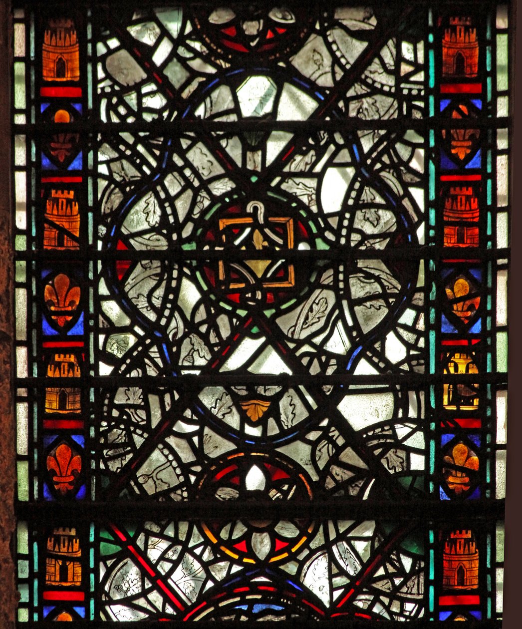 Okno w58 zobrazující grisaille od English School