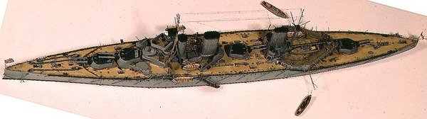 HMS Lion od Normana Ongha (model) od English School English School